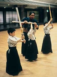 意甲战报：博纳佐利点射萨纳布里亚建功，克雷莫纳2-0莱切